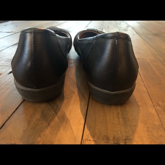 Black flats - Picture 3 of 6